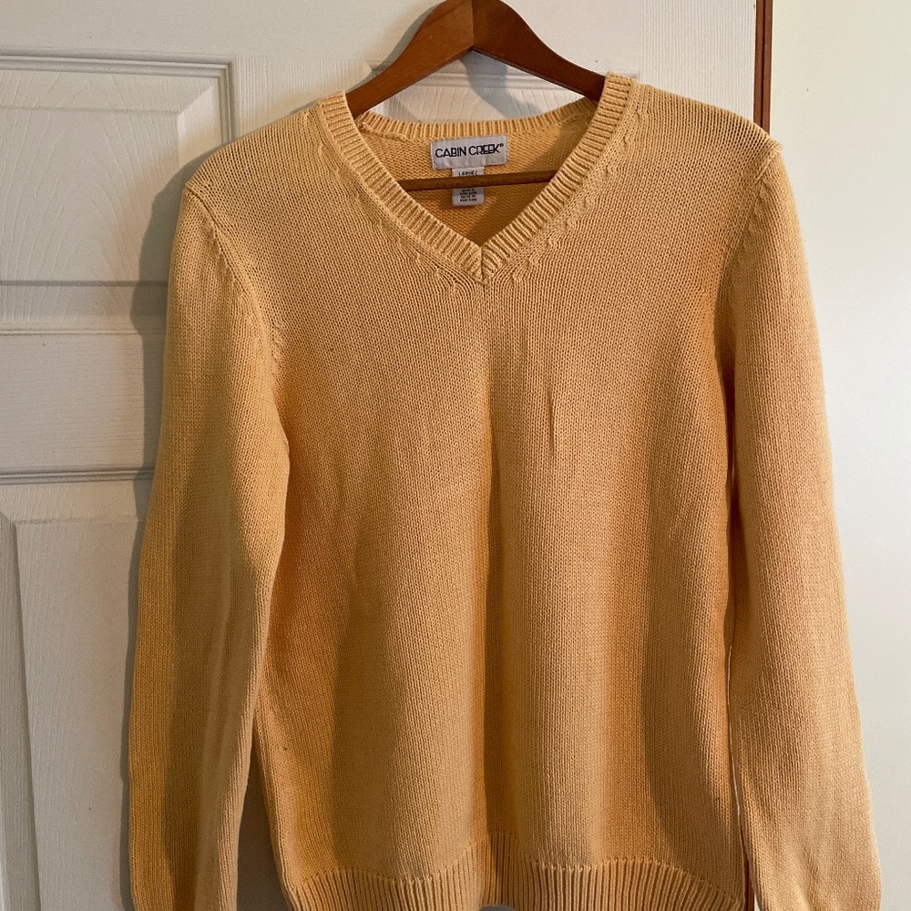 Vintage Cabin Creek Women’s Sweater